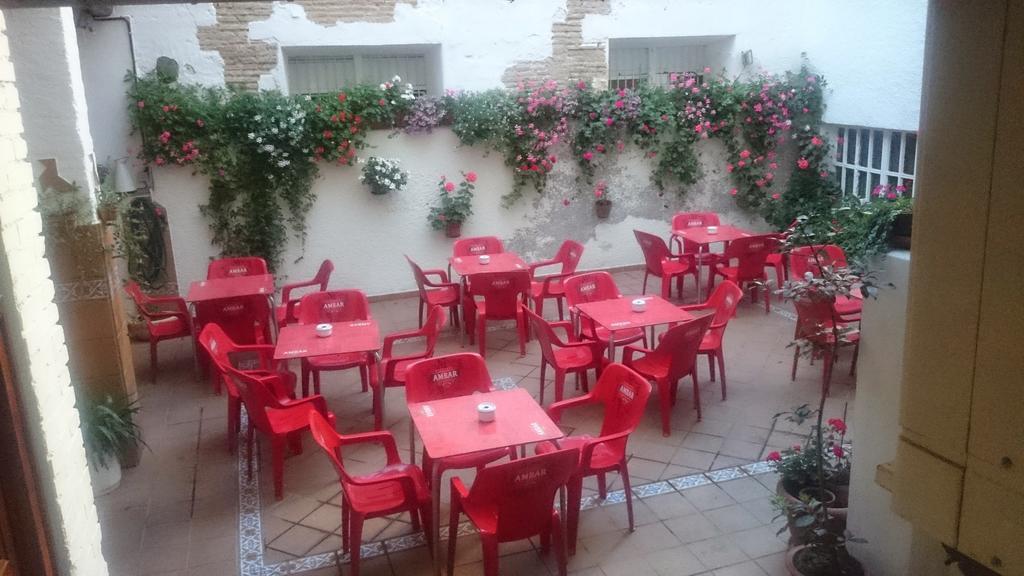 Hostal El Centro ウエスカ エクステリア 写真